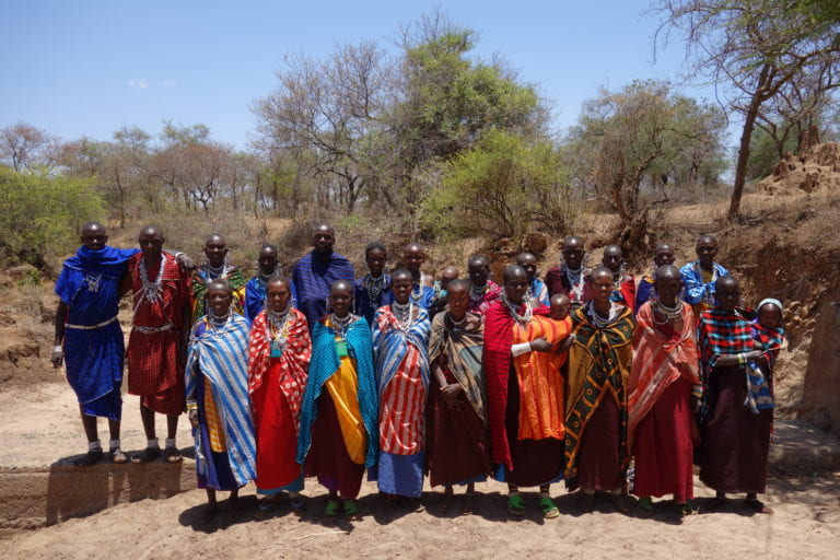 The Kimokouwa community water group.